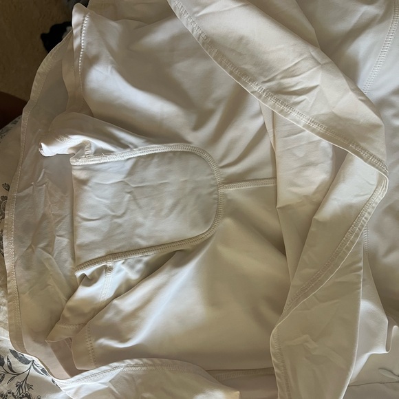White Knix Skort size M - Picture 4 of 6